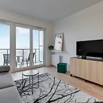 公寓 Baltea Park Seaside By Downtown